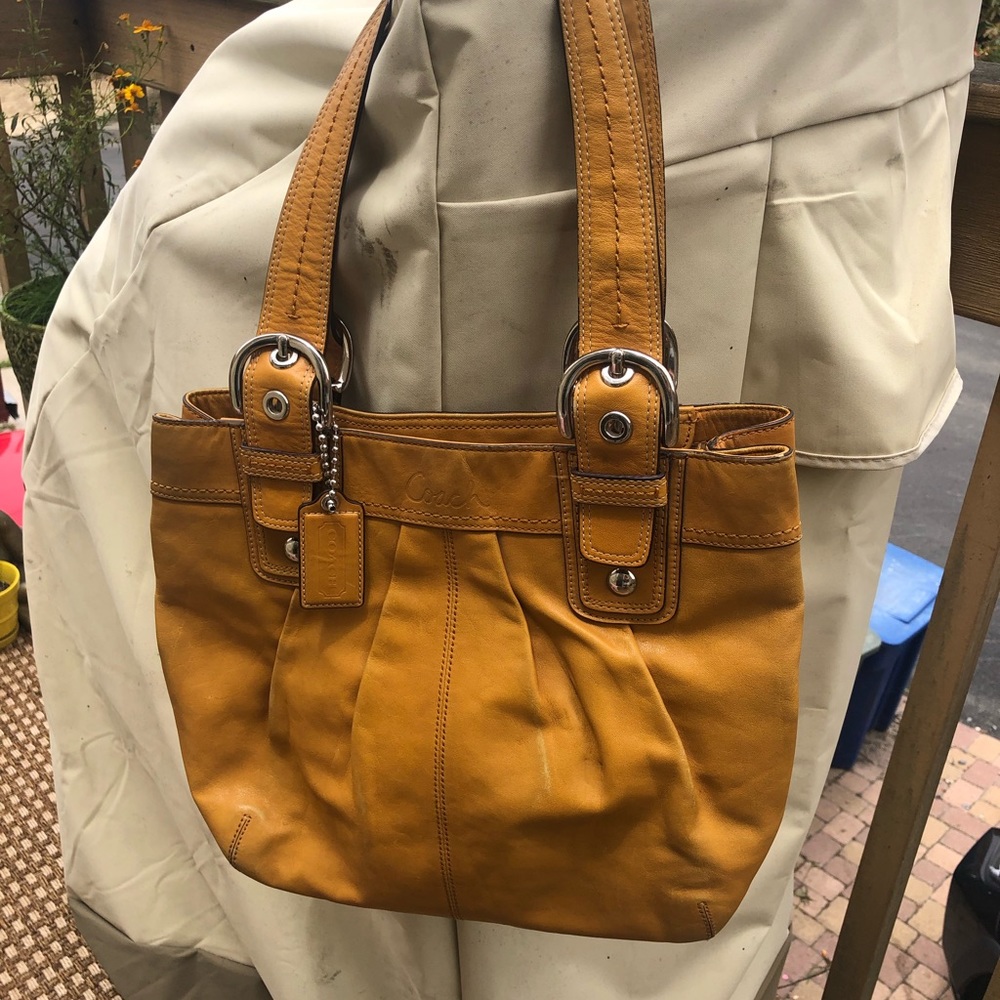 Coach bag Re-Posh. - Picture 7 of 8